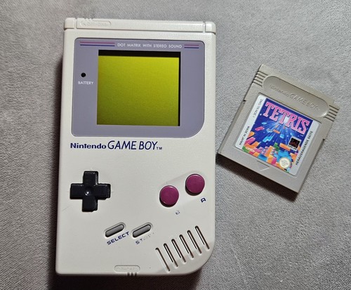 Nintendo game boy console - boy, di